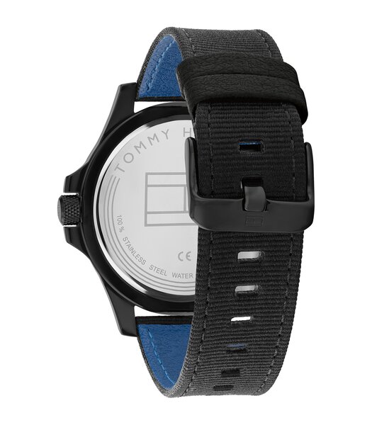 Horloge TOMMY HILFIGER RYAN Heren 1791993 Analoog Behuizing MINERAAL Zwart Armband GERECYCLEERD PLASTIC Blauw Gespíndel Waterdichtheid 5BAR
