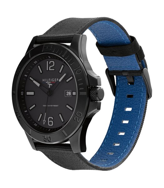 Horloge TOMMY HILFIGER RYAN Heren 1791993 Analoog Behuizing MINERAAL Zwart Armband GERECYCLEERD PLASTIC Blauw Gespíndel Waterdichtheid 5BAR