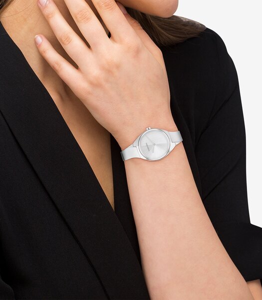 Montre CALVIN KLEIN WATCHES CHARMING Femme 25200234 Analogique Cadran Minéral Doré Bracelet Acier inoxydable Doré Boucle déployante Etanchéité 3 ATM