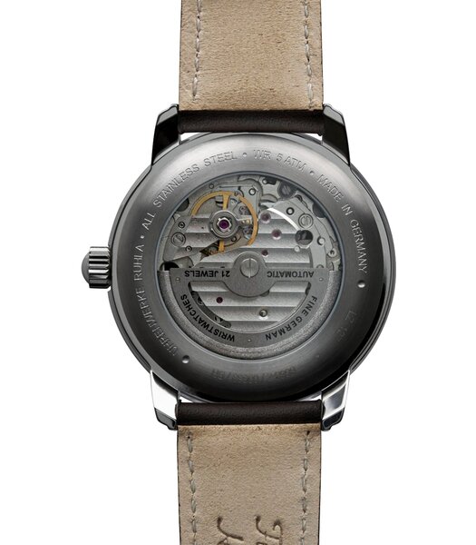 Montre ZEPPELIN LZ127 GRAF ZEPPELIN Homme 8668-2 Analogique Cadran Minéral Noir Bracelet Cuir Camel Boucle ardillon Etanchéité 5 BAR