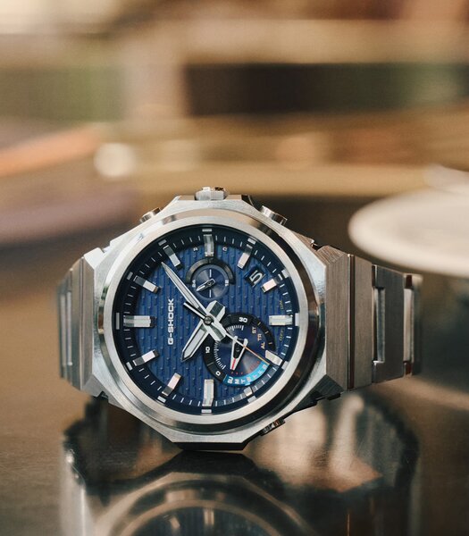 Montre CASIO G-SHOCK Homme GST-B1000D-2AER Analogue-Digital Cadran MINERAL Bleu Bracelet Acier inoxydable Argenté Etanchéité 20BAR