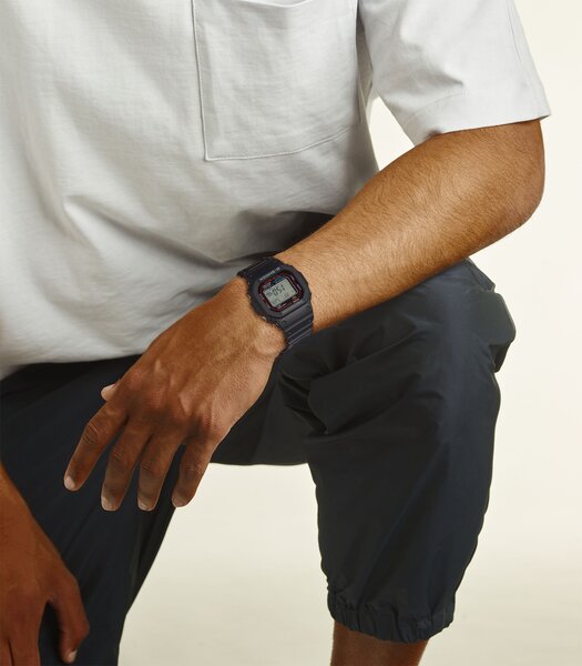 Horloge CASIO G-SHOCK Heren GW-M5610U-1ER Digitaal Behuizing MINERAAL Zwart Bracelette Hars Zwart Boucle ardillon Etanchéiteiten 20BAR