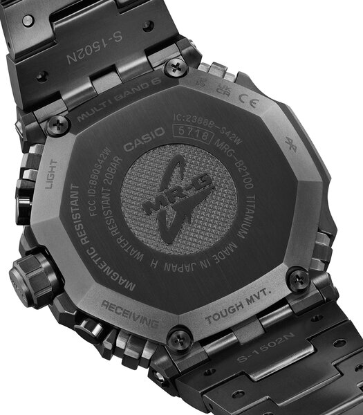 Horloge CASIO G-SHOCK Heren MRG-B2100B-1ADR Analoog Behuizing Saffier Zwart Bracelette Titanium Zwart Etanchéiteiten 20BAR