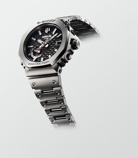 Horloge CASIO G-SHOCK Heren MRG-B2100D-1ADR Analoog Behuizing Saffier Blauw Bracelette Titanium Zilverkleurig Etanchéiteiten 20BAR